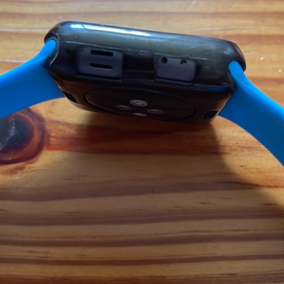 Apple Watch Series 3 42mm - Picture 7 of 9